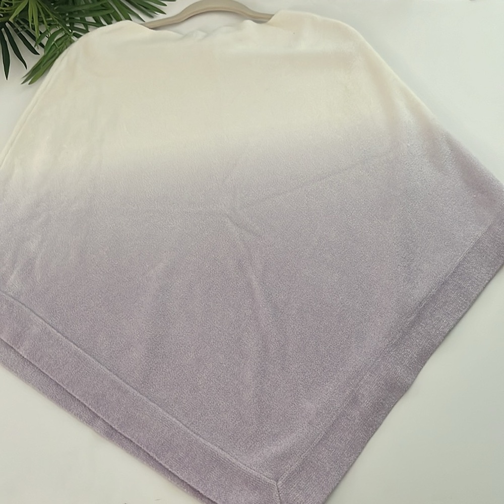 Barefoot Dreams Cream and Gray Ombre Poncho - Picture 12 of 13